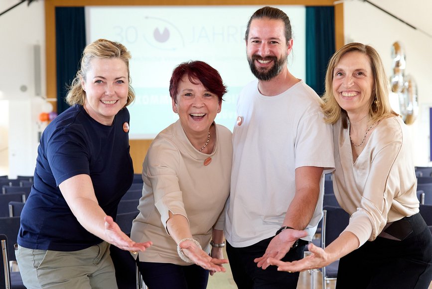 ÖVS-Organisationsteam (v. l.): Birgit Pichler-Walter, Brigitta Zierer, Jürgen Gerether, ÖVS-Vorstandsvorsitzende Patrizia Tonin, © Ludwig Schedl